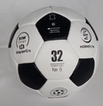 Мяч футбольный 32-х дольный из натуральной кожи №5     арт.6С124-K64 